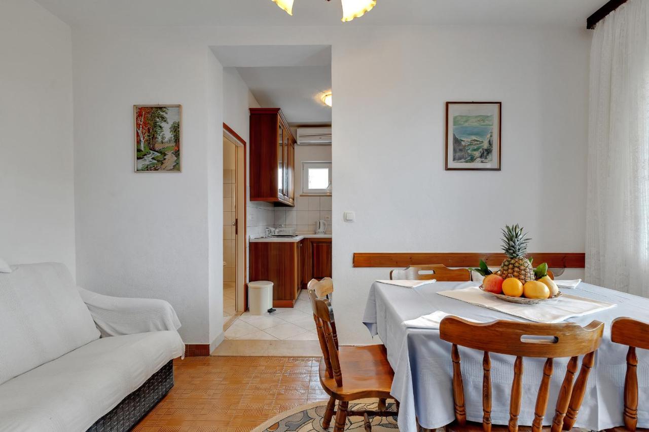 Apartments Tihomir Musac Omiš Dış mekan fotoğraf